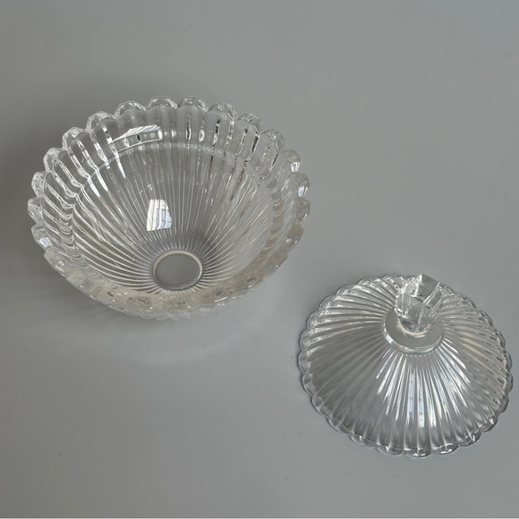 Mikasa Marquette Crystal Candy Dish/Trinket Box - Art Deco Ribbed Design - Picture 4 of 8